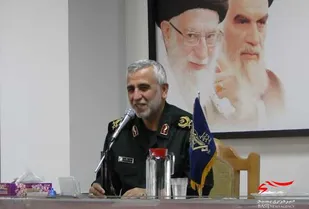 دشمن می&zwnj;خواهد جمهوری اسلامی را از داخل خود نابود کند