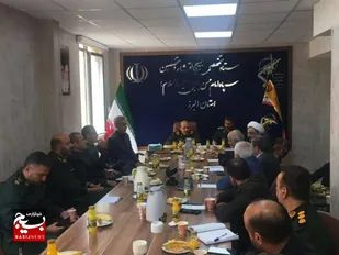 برگزاری نشست جهاد تبیین مسئولین سازمان های بسیج اقشار با حضور فرمانده سپاه استان البرز+تصاویر