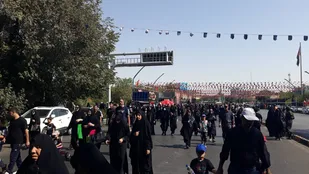 پیاده روی جاماندگان اربعین در اصفهان/فیلم