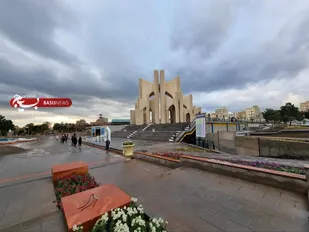 مقبره الشعرا آماده پذیرایی از میهمانان نوروزی