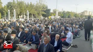 اقامه نماز عید فطر در ساوجبلاغ