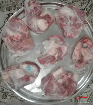 توزیع بسته معیشتی بین ولی نعمتان