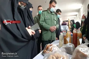 بازدید فرمانده سپاه ملایر از نمایشگاه اقتصاد مقاومتی پایگاه&zwnj;های بسیج
