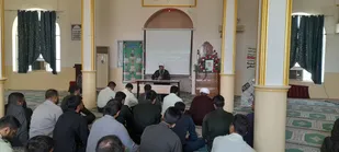 امنیت؛ خط مقدم خدمت به مردم نشست سیاسی و جهاد تبیین در ستاد فرماندهی انتظامی نیکشهر برگزار شد