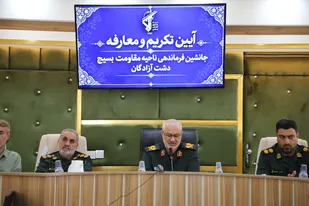 جهاد تبیین، راهبرد مقابله با جنگ اقتصادی و فشارهای دشمن علیه جمهوری اسلامی ایران است
