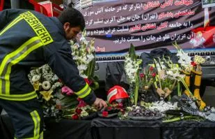 فداکاری ماموران آتش نشانی بازگو کننده زنده بودن فرهنگ ایثار و شهادت در جامعه است
