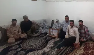 دیدار بسیجیان پیشوا با مادر شهید والامقام " حسن خراسانی "