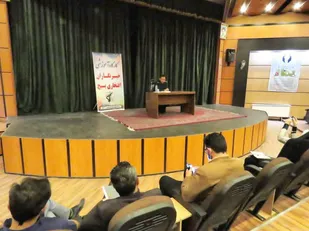 خبرنگاران با امیدآفرینی، آینده روشنی را ترسیم کنند