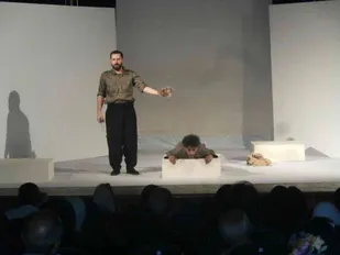 نمایش کمدی &laquo;آخرین نامه&raquo; در شاهرود به روی صحنه رفت