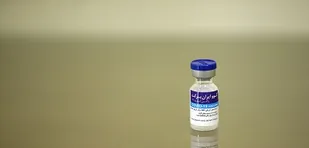 محموله ۸ هزار دوز واکسن کرونای برکت وارد بندرعباس شد
