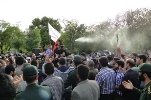 استقبال مردم همدان از پیکر مطهر سردار شهید &laquo;علیرضا شمسی&zwnj;پور&raquo;