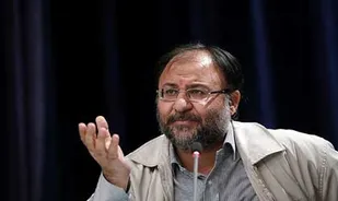 مشکل کارتن خواب ها با نگاه انسانی دولت به آنها حل می شود نه عقیم سازی