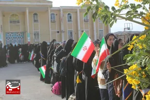 ۱۲۰ دانش&zwnj;آموز دختر باغملکی عازم مناطق دوران دفاع مقدس شدند