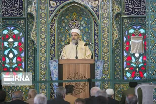 امام جمعه اهل سنت کرمانشاه مردم را به حضور در راهپیمایی ۲۲ بهمن دعوت کرد