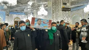 تشییع و طواف پیکر مطهر شهید مدافع حرم مصطفی چگینی در حرم مطهر رضوی
