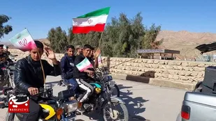 رژه موتوری و پرچمگردانی دهه نودی ها در لردگان