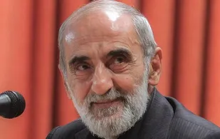 دشمن باهوش نیست شما بی&zwnj;هوشید!