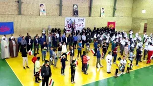 اجرای سرود " سلام فرمانده" در سیروان