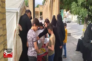 برپایی ایستگاه صلواتی به مناسبت سوم خرداد در صالح آباد