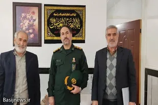 &nbsp;دیدار با ۳۰۰ خانواده بازنشسته سپاه پاسداران در نهاوند