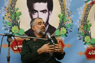 انقلاب اسلامی محصور در مرز های جغرافیایی نیست / حضور حداکثری در انتخابات عزت آفرین و تجلی اراده ملت است