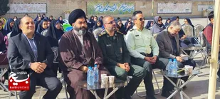 نواختن زنگ ایثار و مقاومت در مدرسه سمیه (س) شهر بهارستان