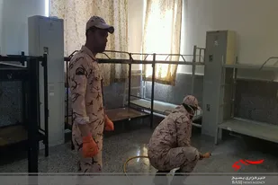 ضدعفونی تمام سطوح اداری و آسایشگاه سربازخانه سپاه رزن