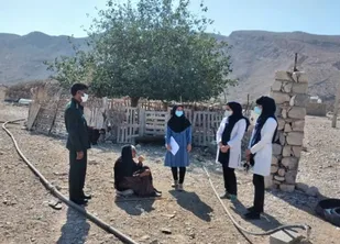 بیماران نیازمند روستاهای محروم دهستان سیاهوی بندرعباس ویزیت رایگان شدند