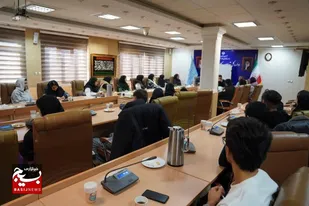 دانشجو موذن و بیدار باش جامعه اسلامی است
