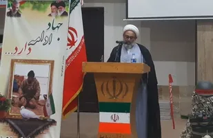انقلاب اسلامی دست استعمارگران را از منابع ایران کوتاه کرد/یکی از توطئه های آمریکا بر علیه انقلاب جنگ تحمیلی بود