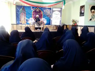 روح معنویت و تربیت حسینی در جامعه جاریست/ امروز سیاست انقلاب و مدیریت ولایی در جهان جواب می دهد