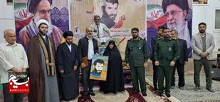 بشر دنیایی از درک عنوان شهید و شهادت عاجز است