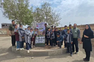 برگزاری پویش نهال&zwnj;کاری در روستای حصار کبودراهنگ