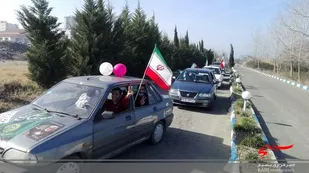 حال و هوای ۲۲ بهمن در شهرساحلی محمودآباد+تصاویر