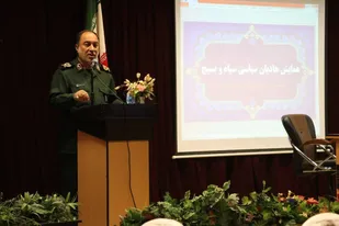 حکم فرمایی نظام ارباب رعیتی در دنیا خواسته استکبار است/ ما در تبیین واقعیت های تاریخ برای نسل جوان کوتاهی کردیم
