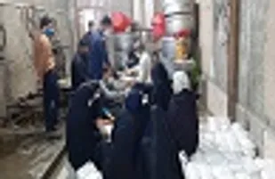 طبخ  400 پرس غذا گرم در زاهدان