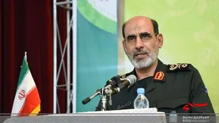 حفظ انقلاب اسلامی بدون ایستادگی در برابر آمریکا راهی ندارد