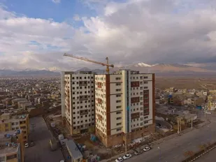 تسریع در تحقق رؤیای خانه دار شدن ۲۶۴ خانوار اراکی/ پروژه نیمه تمام دیگری که به ایستگاه آخر رسید!