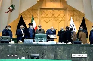 تقدیر نمایندگان از خانواده شهید فخری&zwnj;زاده