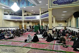 برگزاری جشن مبعث و توزیع کمک&zwnj;های مومنانه در پایگاه&zwnj;های حوزه خادم&zwnj;پر همدان