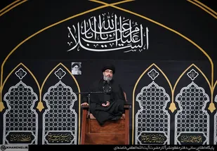 مراسم عزاداری شب عاشورای حسینی در حسینیه&zwnj;ی امام خمینی(ره)