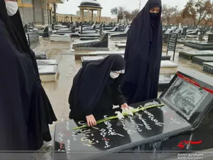 غبارروبی و زیارت مزار شهدای شهرستان بهار توسط بسیجیان