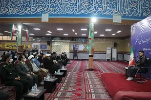 حضور جواد فروغی، قهرمان تیراندازی در گردهمایی یاوران امر به معروف و نهی از منکر ساوجبلاغ