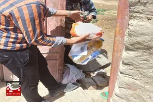 حمایت از نیازمندان با توزیع سبد کالا