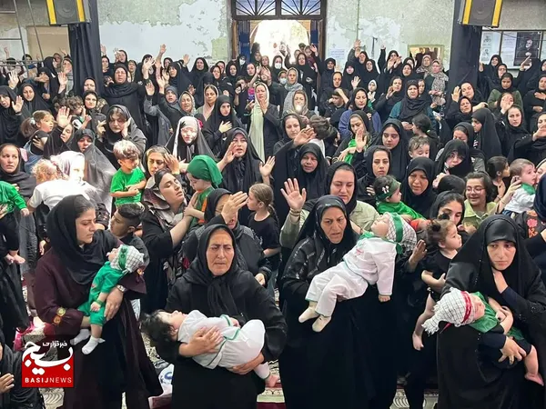 مراسم شیرخوارگان حسینی