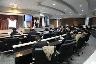کارگاه آموزش هادیان سیاسی طلاب بسیجی در شهرکرد