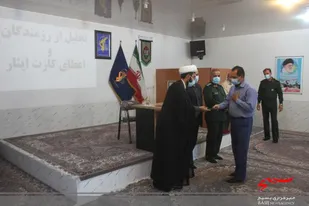 آیین تجلیل ازرزمنگان واعطای کارت ایثار به مناسبت هفته دفاع مقدس درسپاه تنگستان