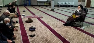 استمرار کمک اهالی مساجد به زلزله زدگان خوی/ دستاوردهای نظام جمهوری اسلامی بسیار زیاد است و قابل مقایسه با دوره طاغوت نیست