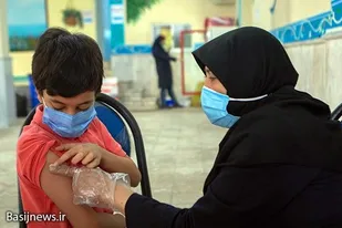 واکسینه شدن تمامی دانش آموزان روستاهای تفت علیه کرونا