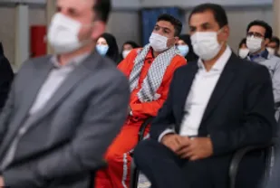 کارگر نمونه&zwnj;ای که از دیدار با رهبر، انصراف داد! / پیغام خانواده 10میلیون نفری بازنشستگان و مستمری&zwnj;بگیران برای رهبری